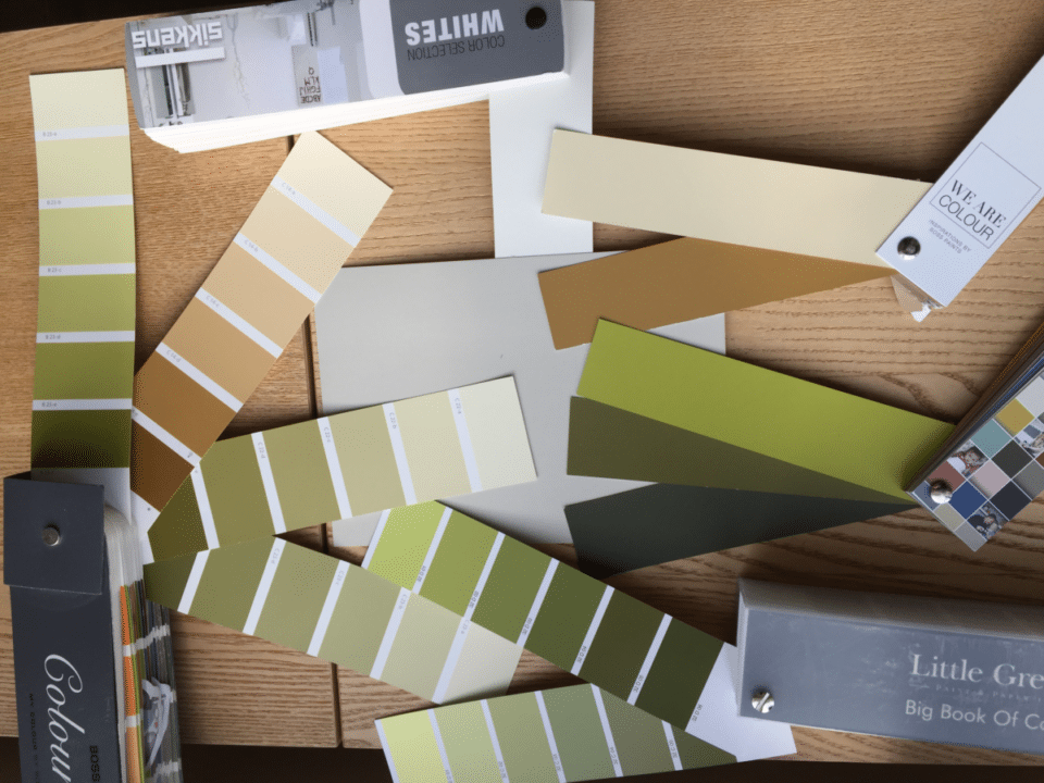 Kleurenwaaiers voor jouw kleuradvies bij In't Kleur en In't Wit