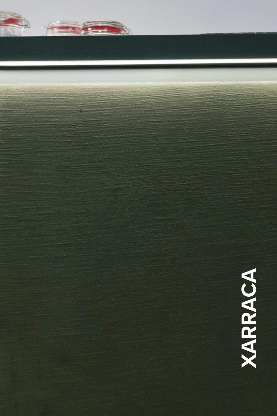 strakke horizontale afwerking Xarraca in groene tint van Thalostuc